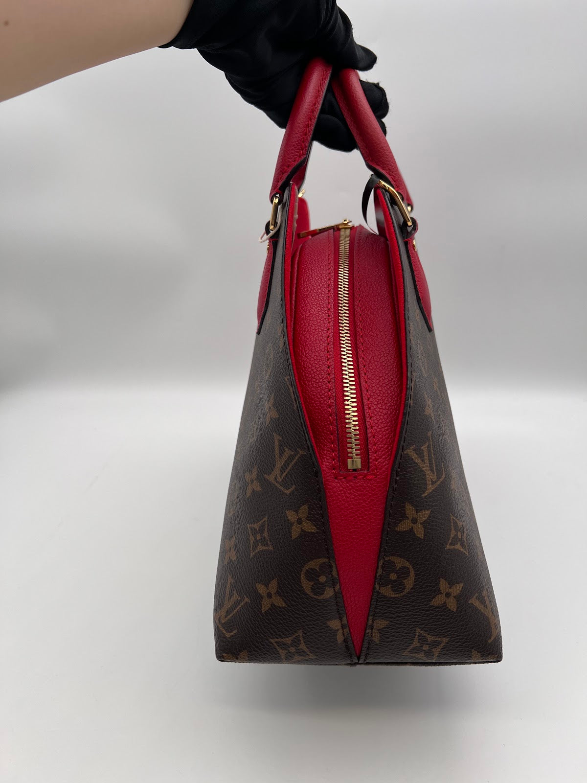 Louis Vuitton Monogram Alma Handbag