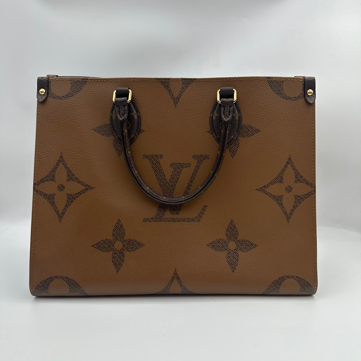 Louis Vuitton OnTheGo MM (LX1582)