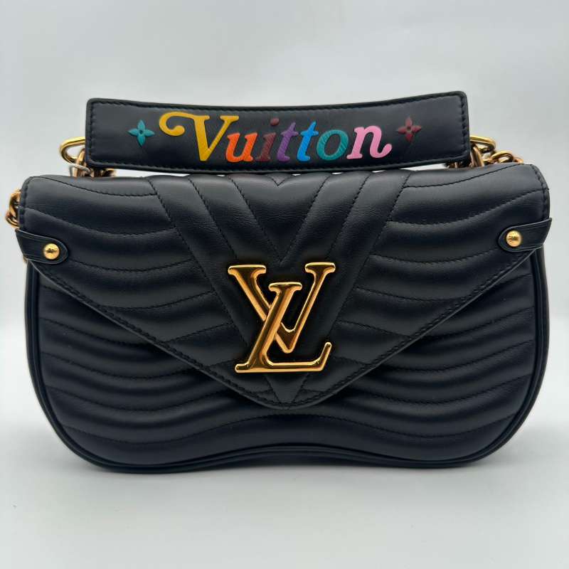 Louis Vuitton New Wave Chain Bag MM
