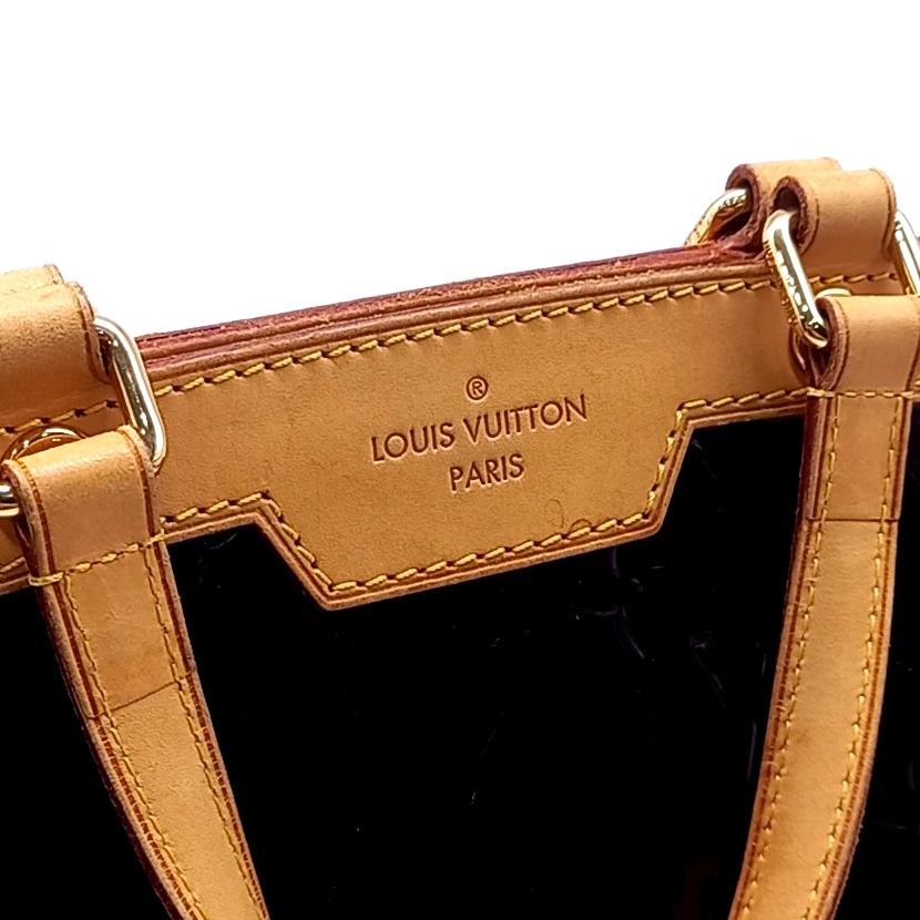 Louis Vuitton Vernis Brea MM M91619 (10520795)
