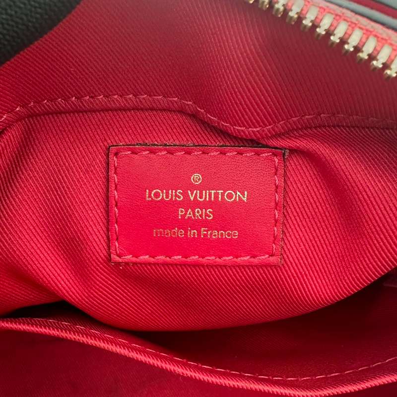 Louis Vuitton Monogram Saintonge