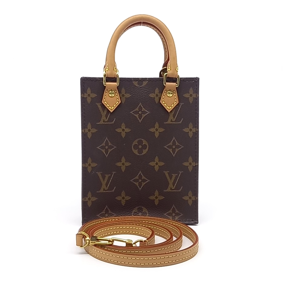 Louis Vuitton Monogram Petit Sac Plat (10419650)