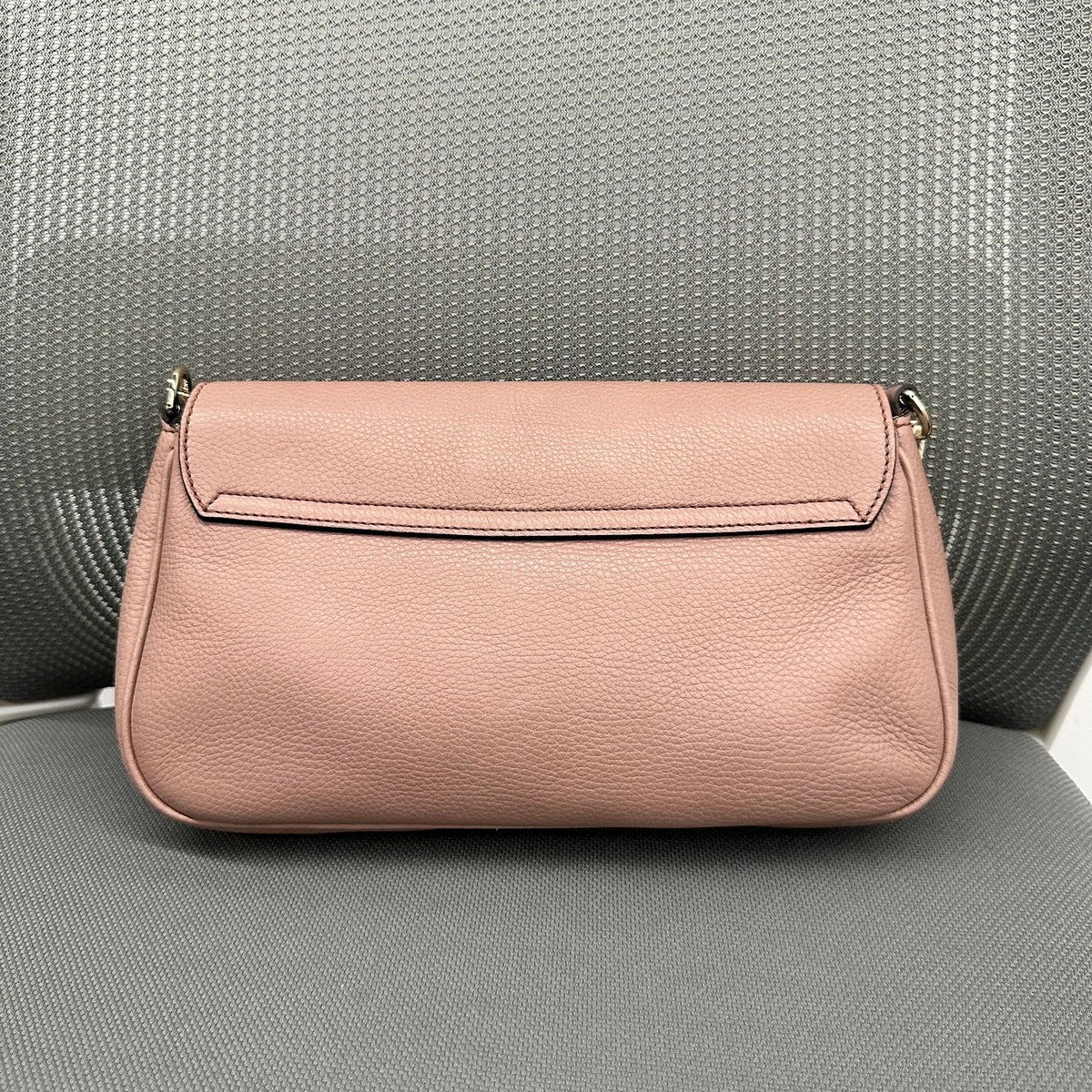 Gucci Soho Tassel Chain Bag Pink - back