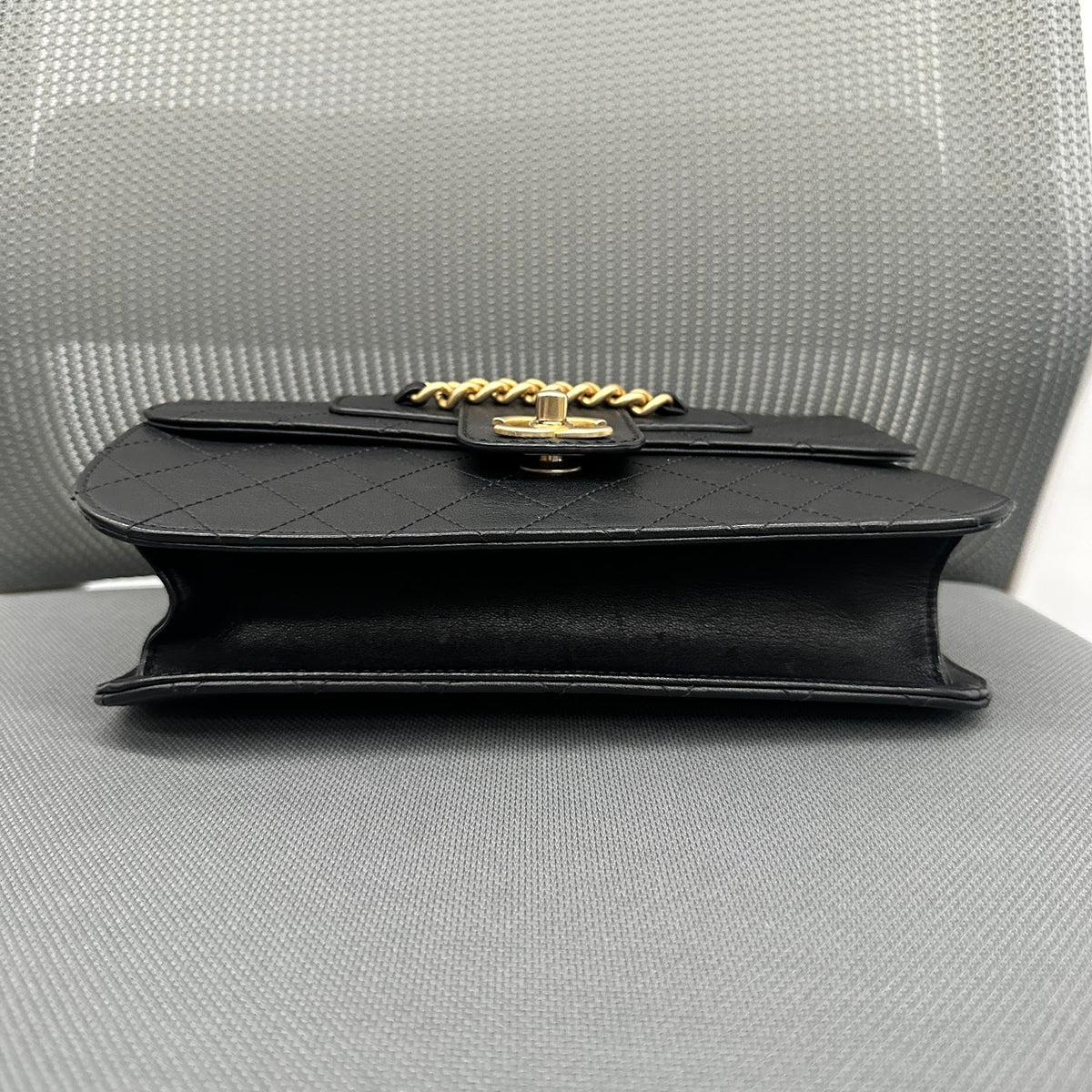 Chanel Vintage Lambskin Messenger Bag Black with Gold Hardware (LY1394)