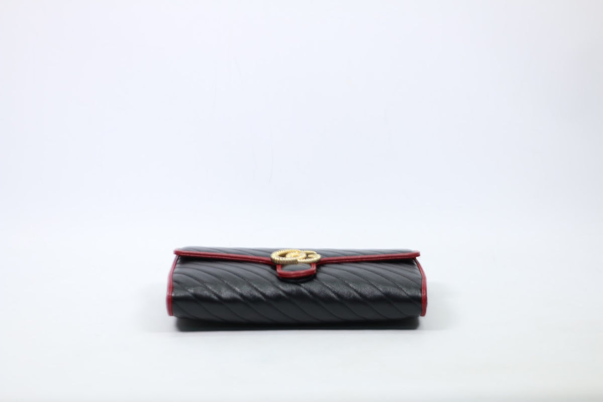 Gucci Black Leather Chevron GG Marmont ONE Clutch 498079