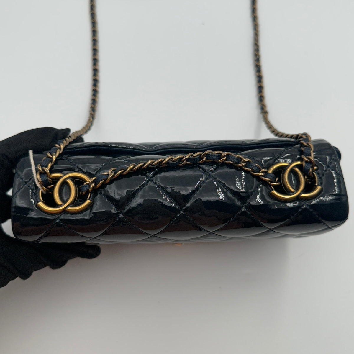 Chanel Small Classic Flap Patent Leather Navy Blue (LX1646)