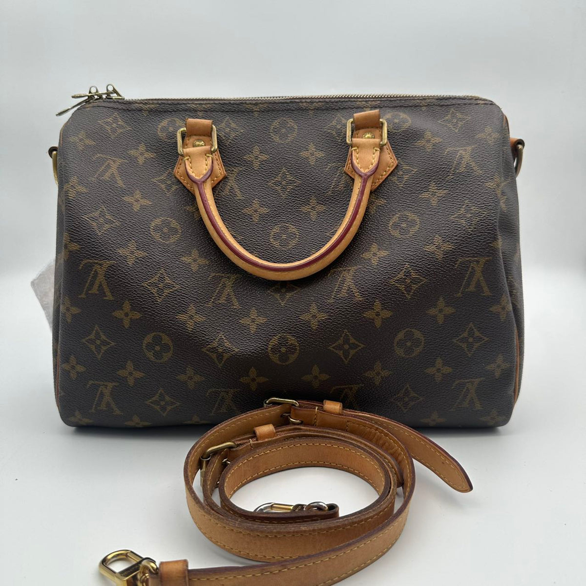 Louis Vuitton Speedy Bandouliere 30 Monogram - front with strap