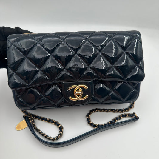 Chanel Small Classic Flap Patent Leather Navy Blue (LX1646)