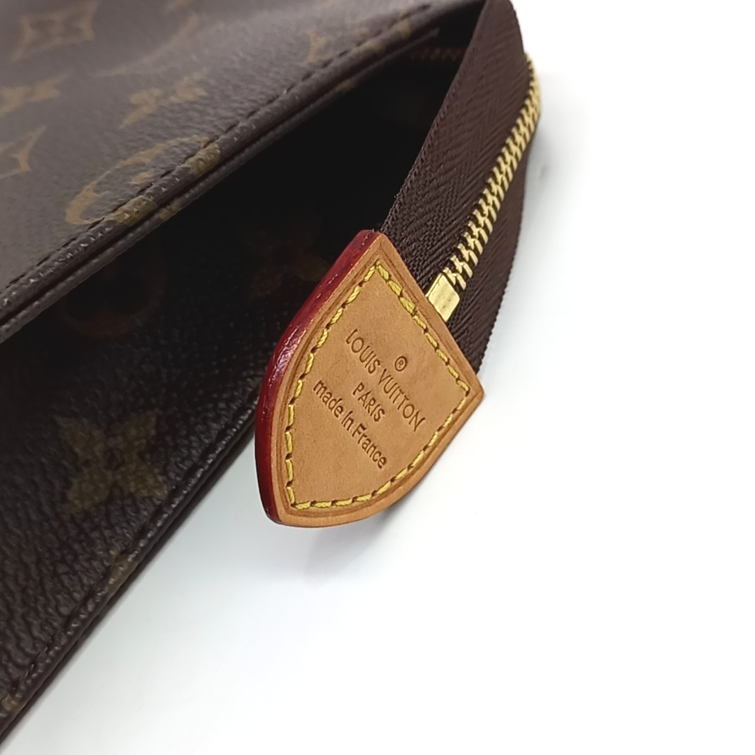 Louis Vuitton Monogram Pochette Toilette 26 (10534127)