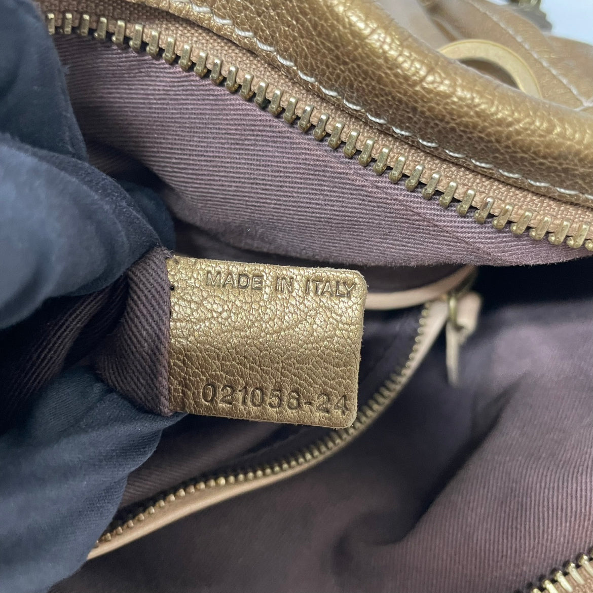 Chloé Gold Leather Paraty Medium Shoulder Bag 8HS891 (V322919)