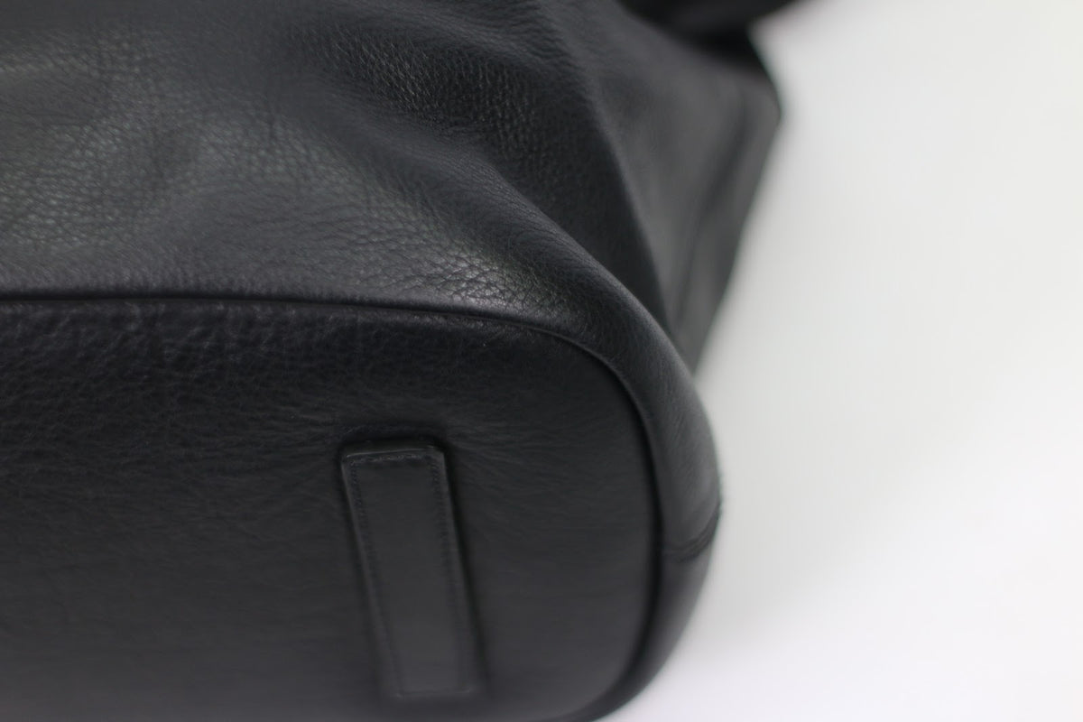 Givenchy Black Leather Nightingale Large Shoulder Bag 11H5002007 (V7910902)