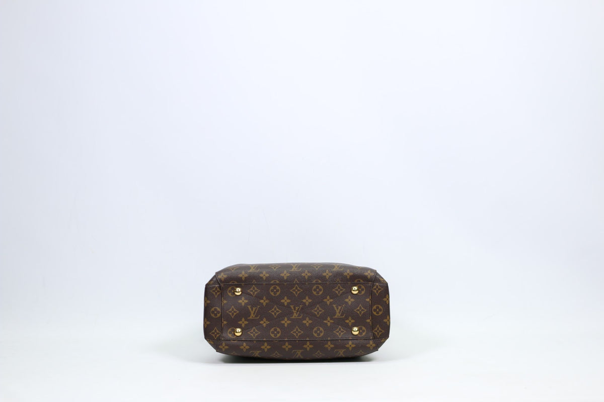 Louis Vuitton Brown PVC Monogram Canvas Montaigne MM Shoulder Bag M41056 (V1275911)