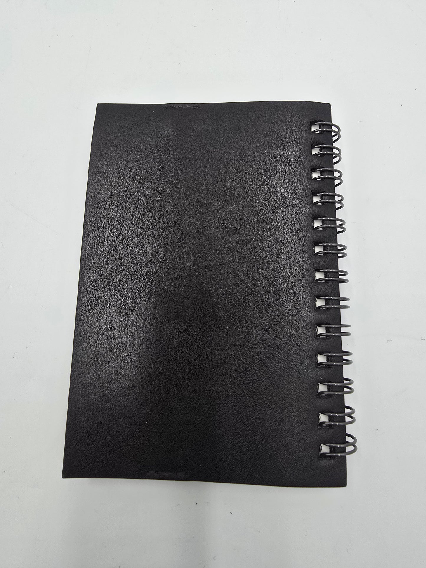 Pre-Owned Gucci Leather Agenda Organizer AG962