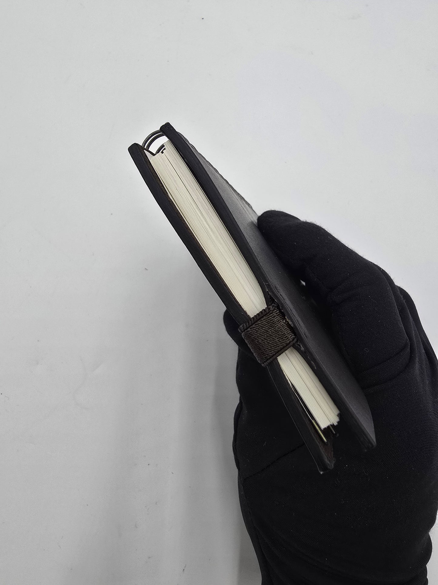 Pre-Owned Gucci Leather Agenda Organizer AG962