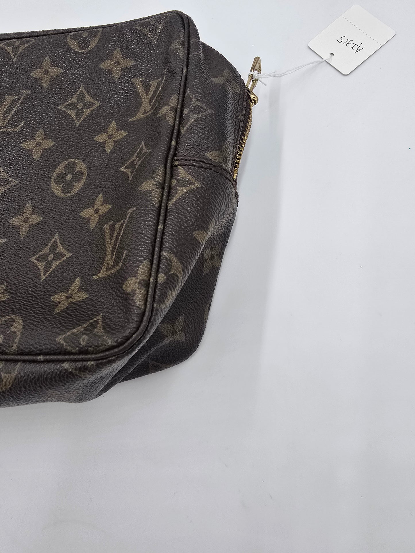 Pre-Owned Louis Vuitton Trousse Toilette 23 AI315