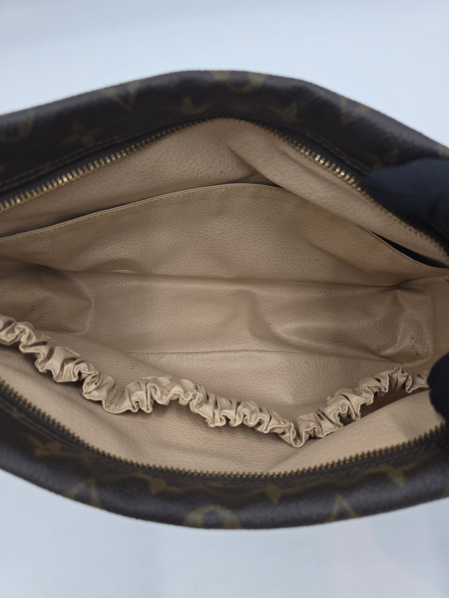 Pre-Owned Louis Vuitton Trousse Toilette 23 AI315