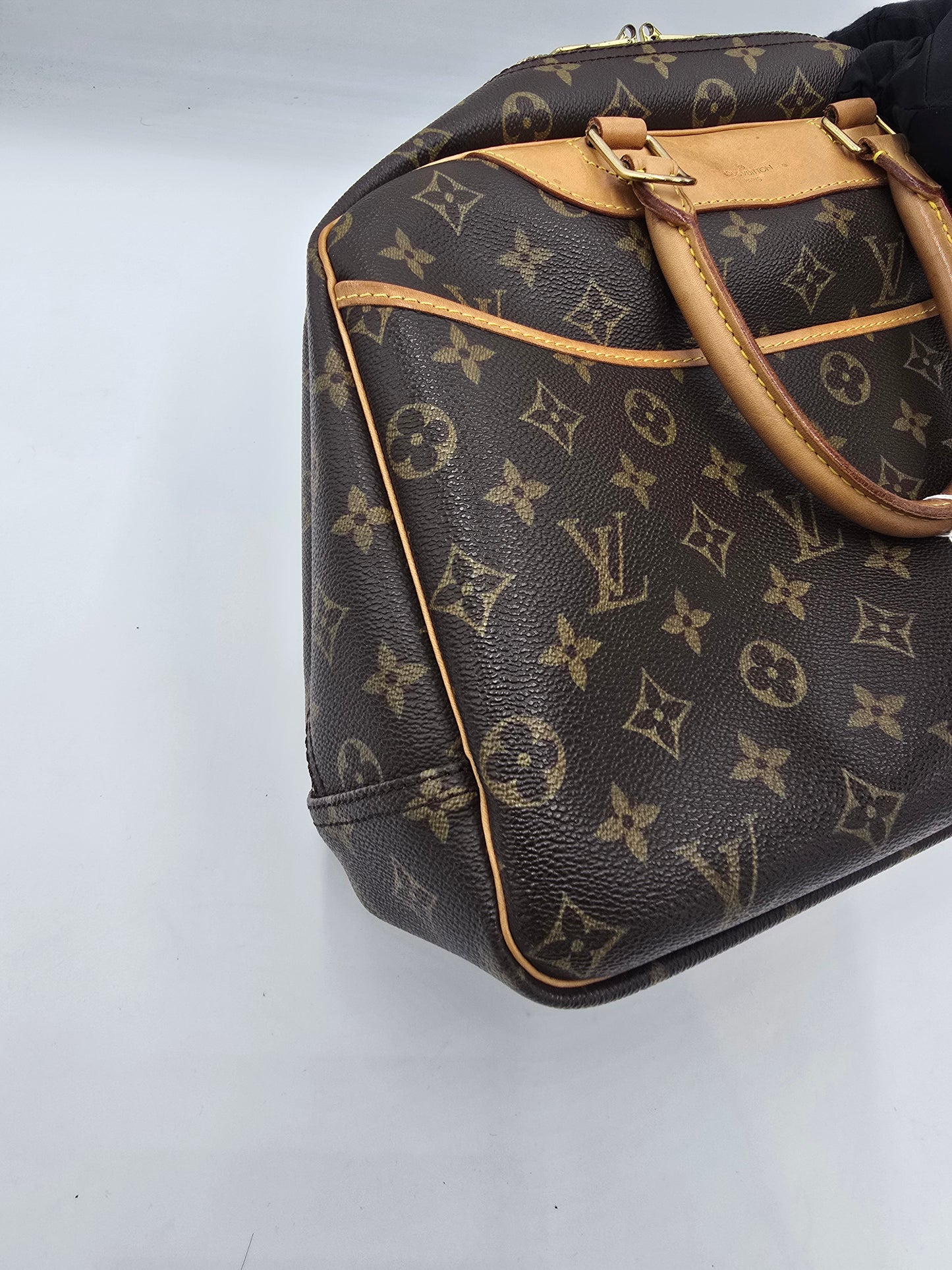 Pre-Owned Louis Vuitton Monogram Deauville AI711