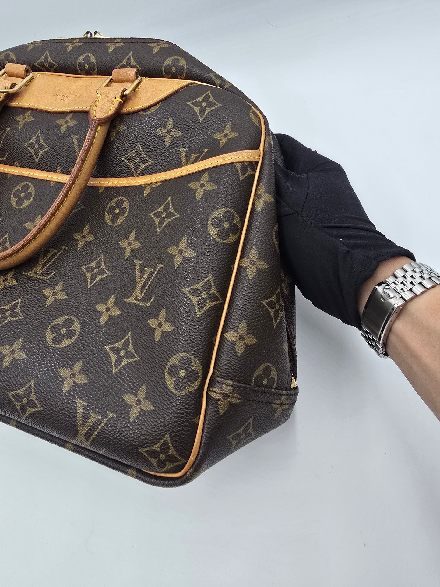 Pre-Owned Louis Vuitton Monogram Deauville AI711