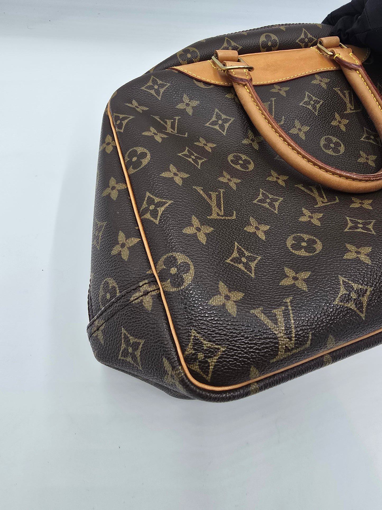 Pre-Owned Louis Vuitton Monogram Deauville AI711
