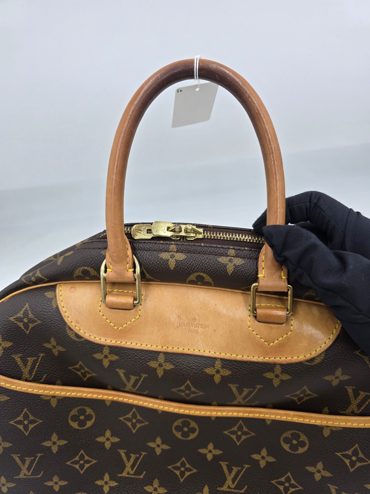 Pre-Owned Louis Vuitton Monogram Deauville AI711