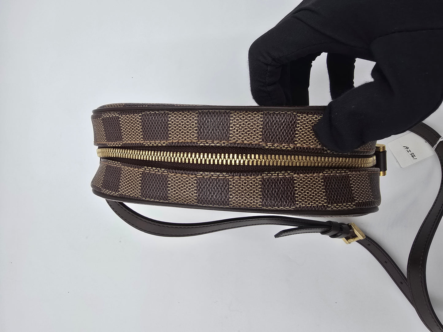 Pre-Owned Louis Vuitton Ipanema Damier PM AI561
