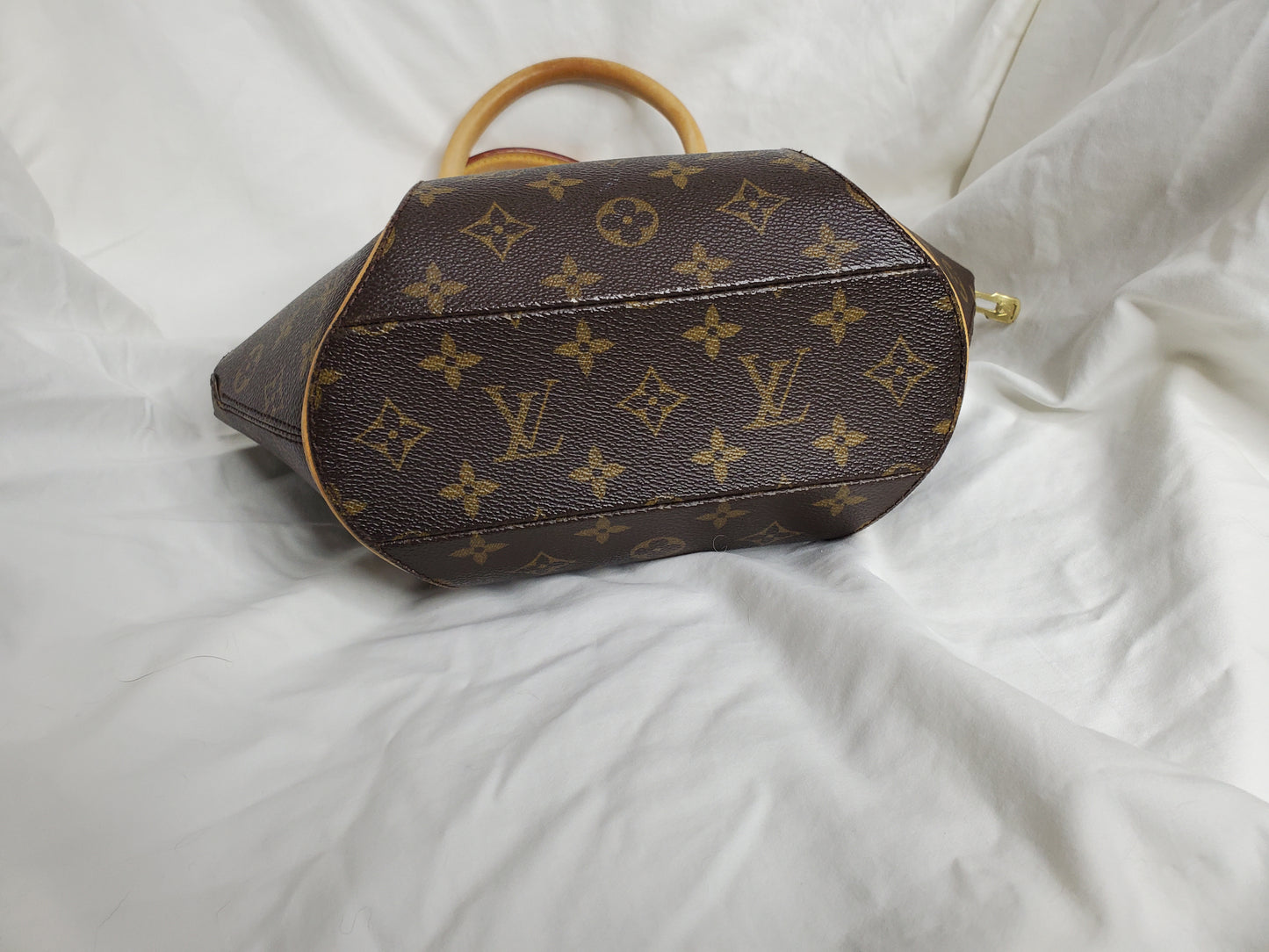 Louis Vuitton Monogram Ellipse PM