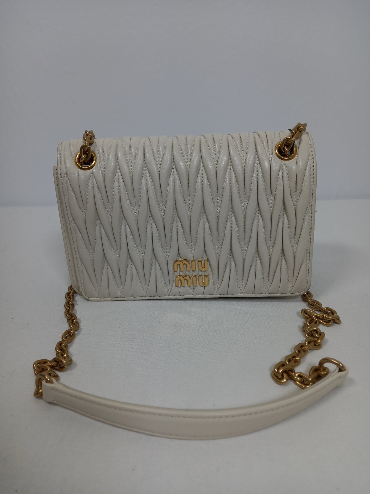 M0804P81 Miu Miu Matelasse Nappa Leather Mini Flap Bag (JP)