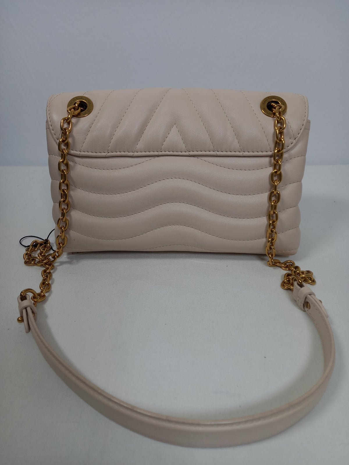 M0804P83 Louis Vuitton New Wave Chain Bag MM (JP)