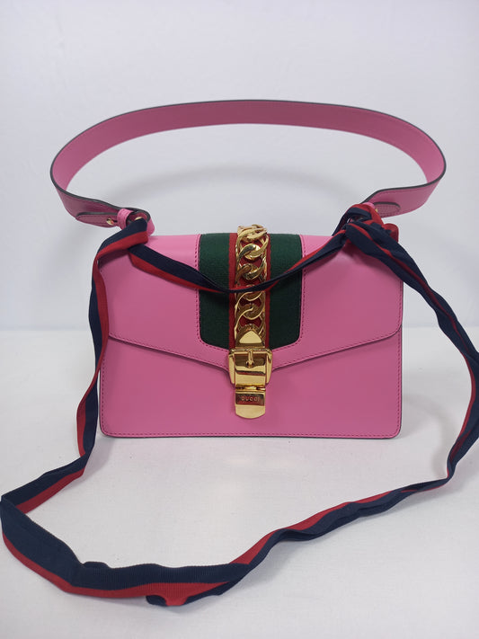 M0804P3 Gucci Sylvie Small Chain Shoulder Bag (JP)