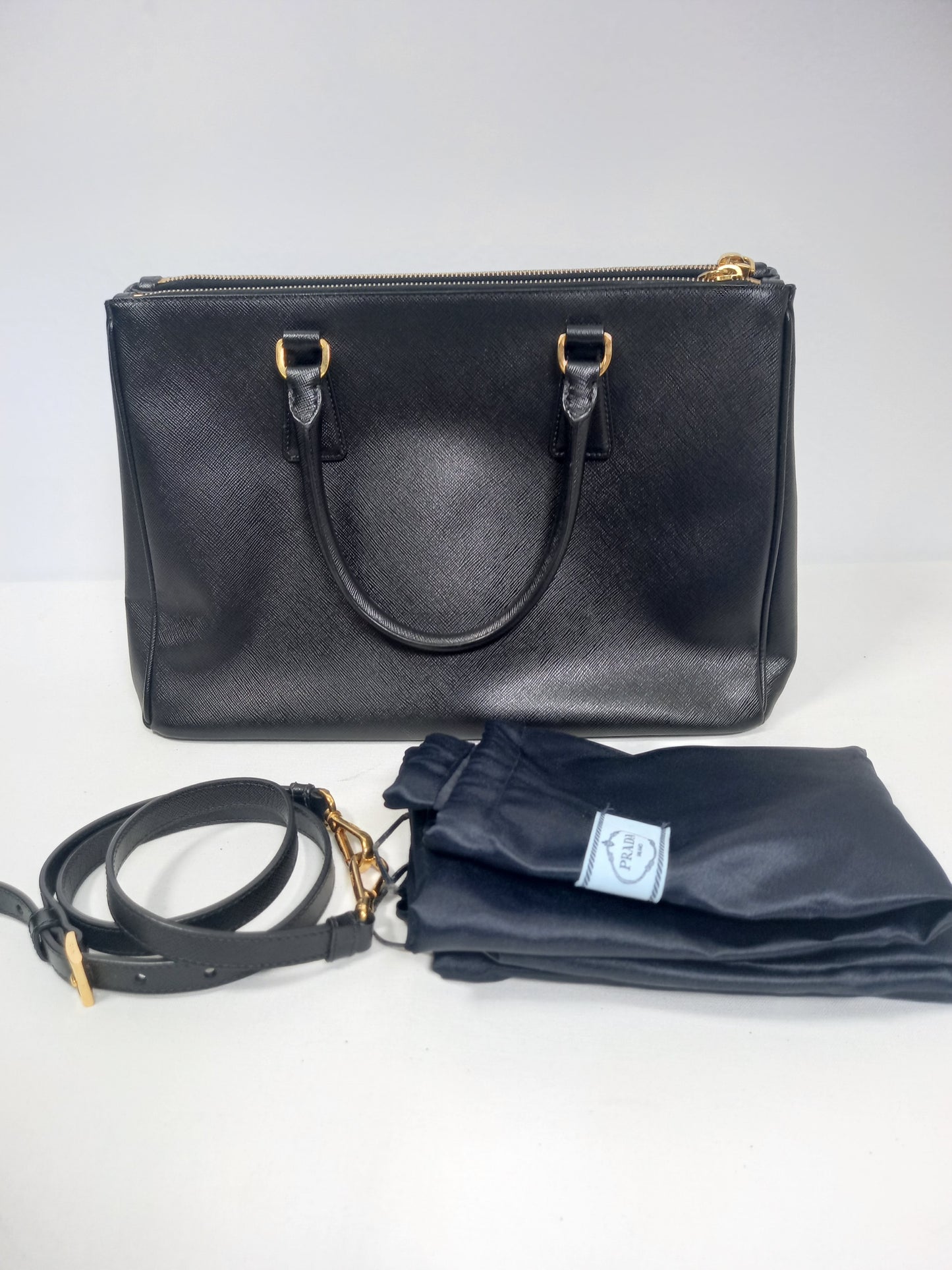 M0804P8 Prada Black Saffiano Galleria Double Zip Tote (JP)