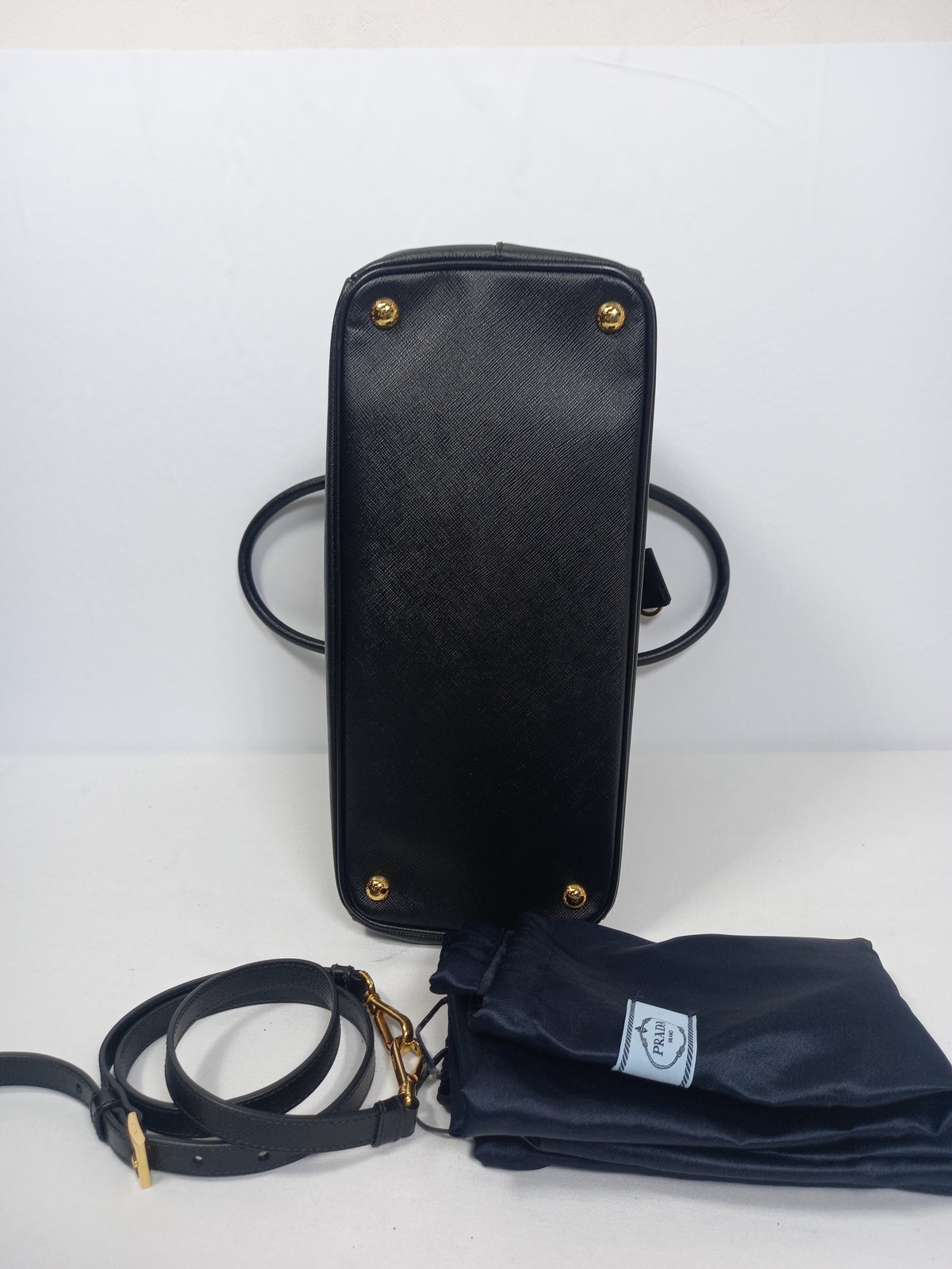 M0804P8 Prada Black Saffiano Galleria Double Zip Tote (JP)