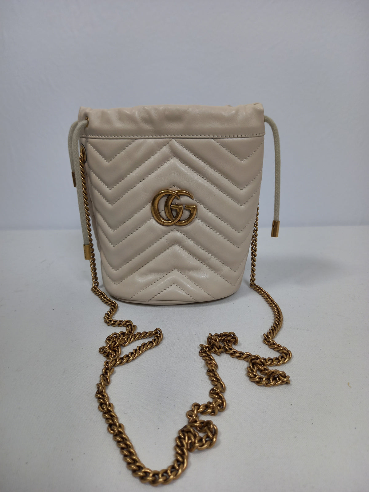 M0804P17 Gucci GG Marmont Mini Bucket Bag (JP)