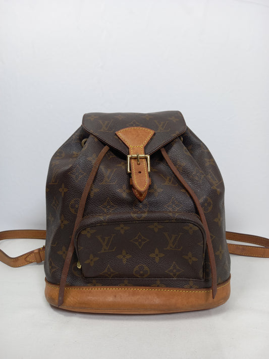 M0804P35 Louis Vuitton Monogram Montsouris MM Backpack (JP)
