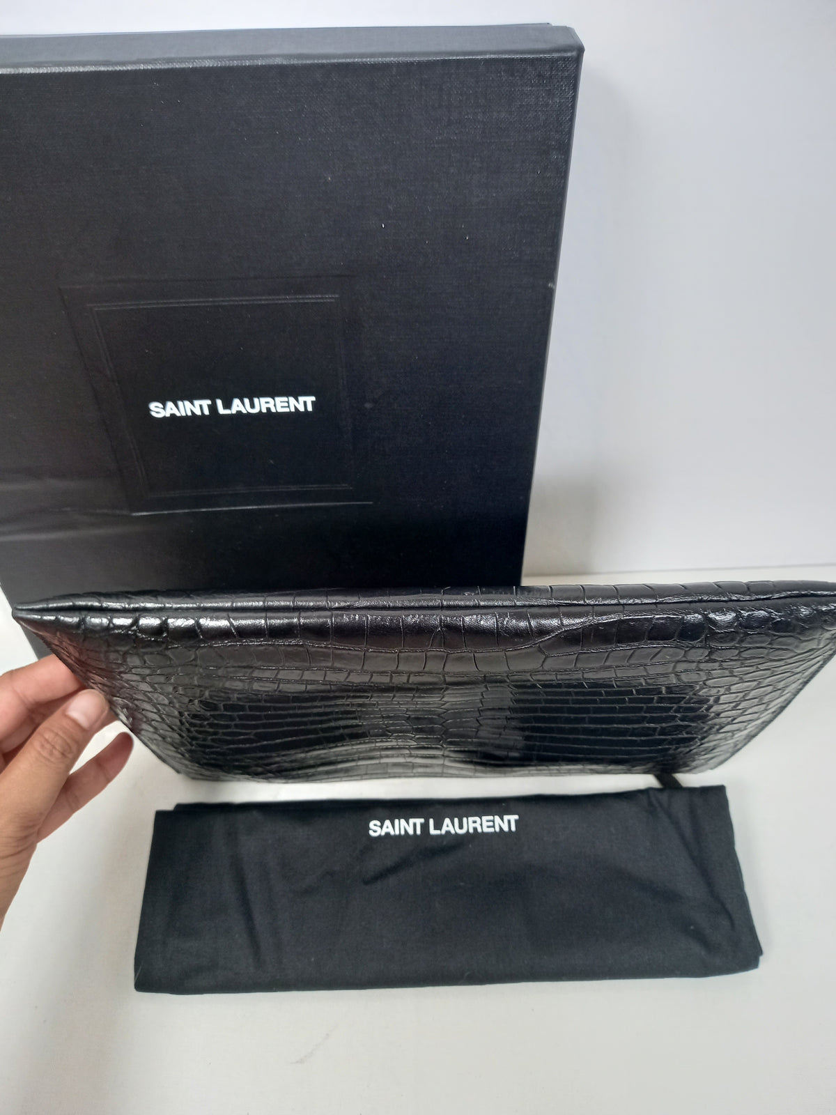 M0804P38 Saint Laurent Black Croc Embossed Leather Flat Pouch Bag (JP)