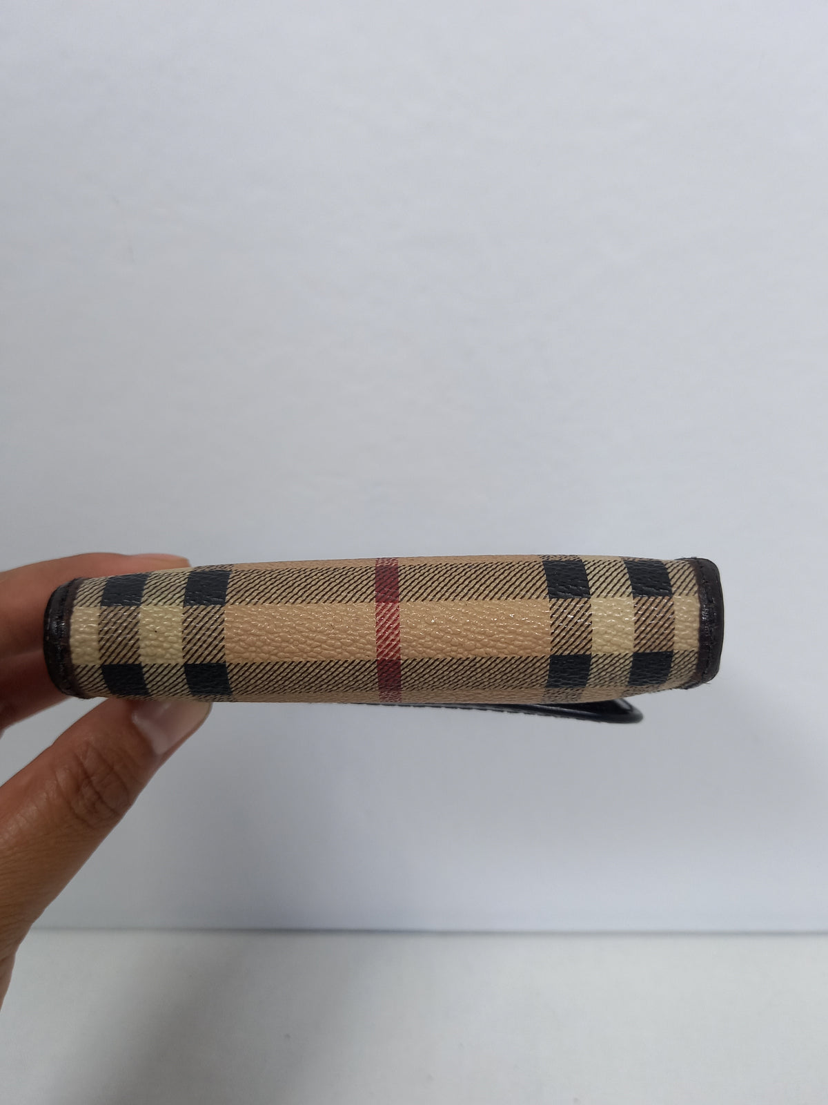 M0804P43 Burberry Haymarket Check Wallet (JP)