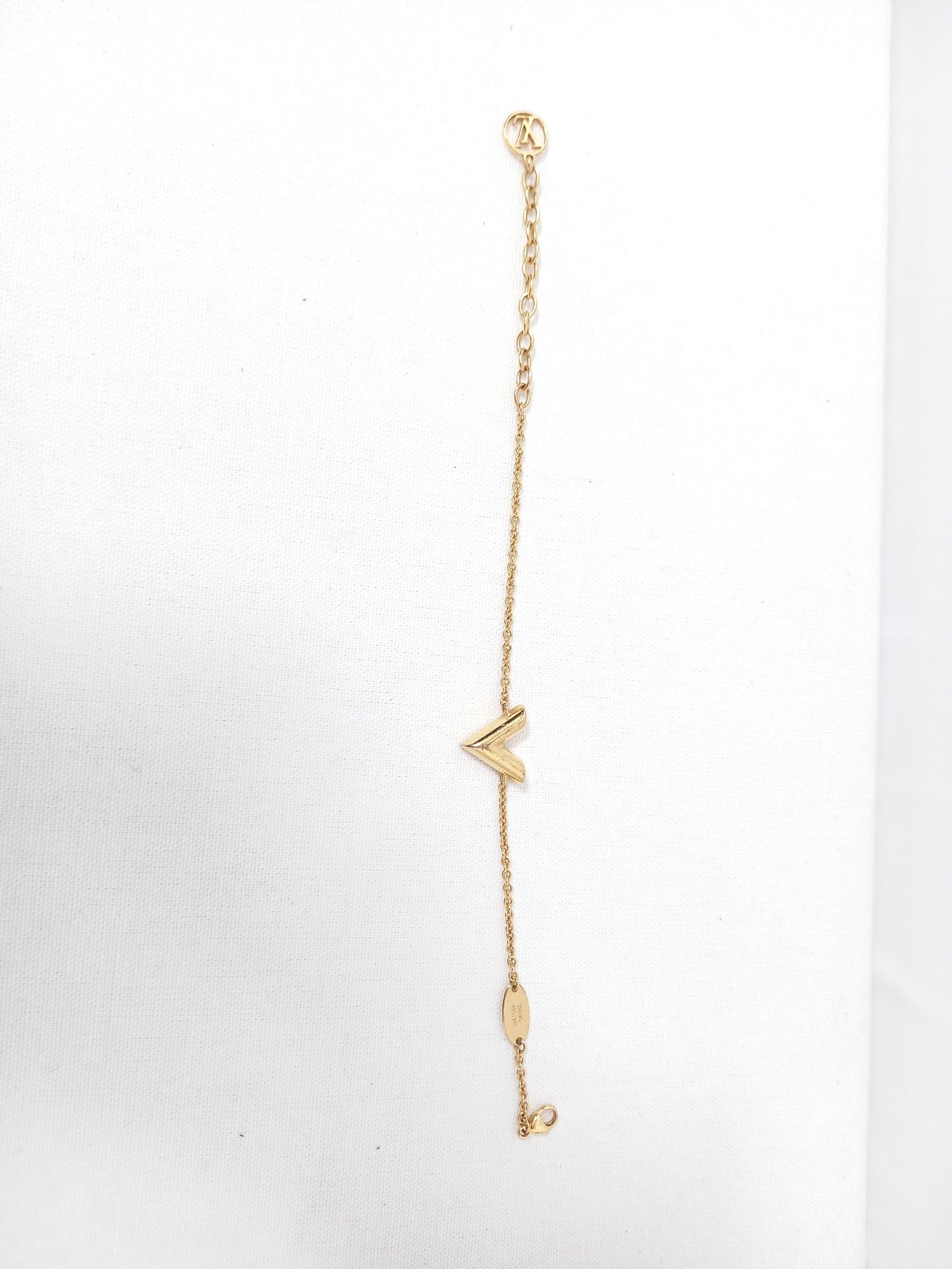 M0804P46 Louis Vuitton Essential V Bracelet (JP)