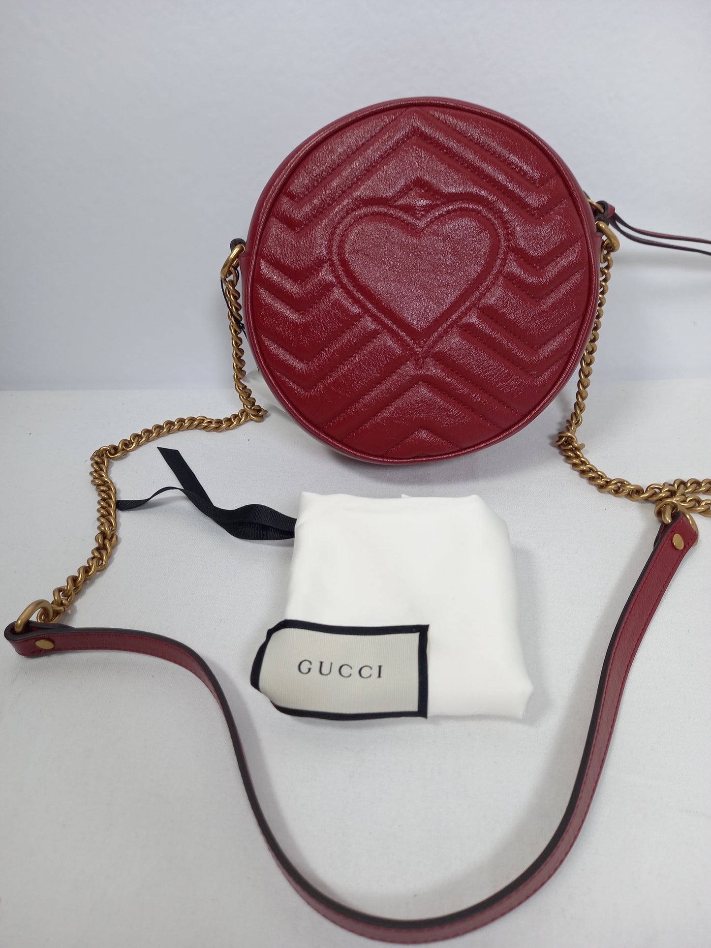 M0804P56 Gucci GG Marmont Mini Round Leather Crossbody Bag (JP)