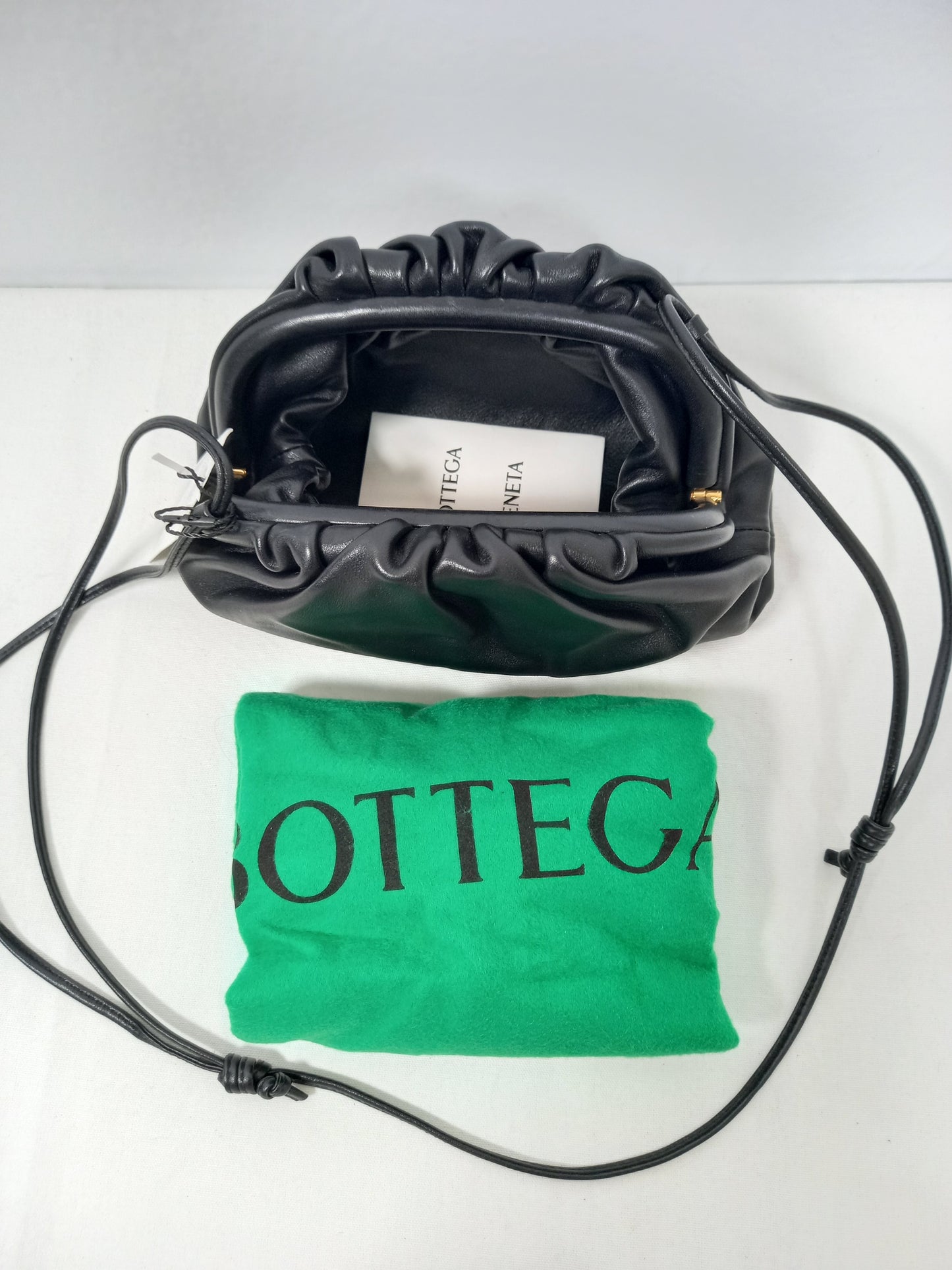 M0804P61 Bottega Veneta The Mini Pouch in Black (JP)