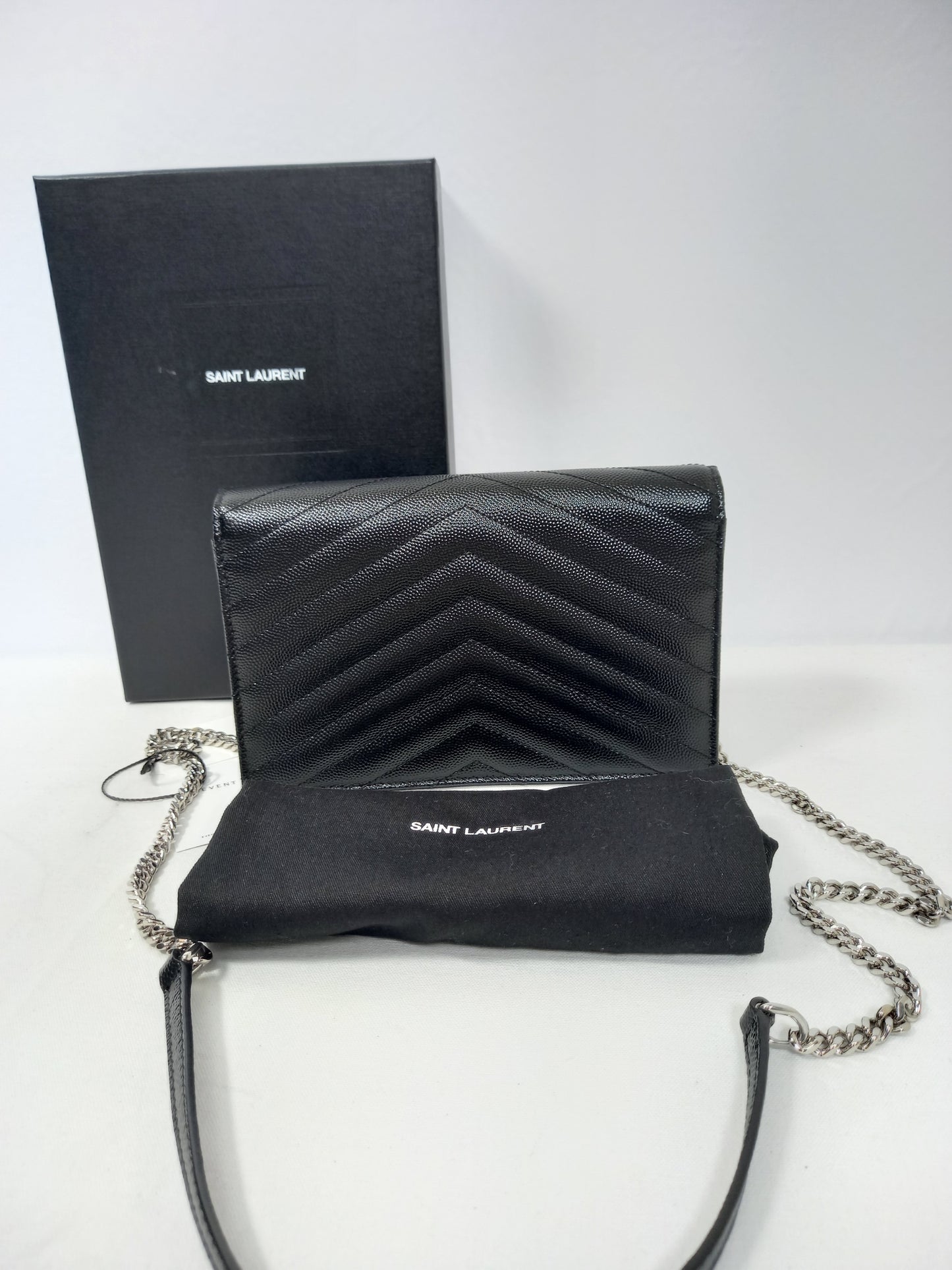 M0804P67 Saint Laurent Cassandre Envelope Chain Wallet (JP)