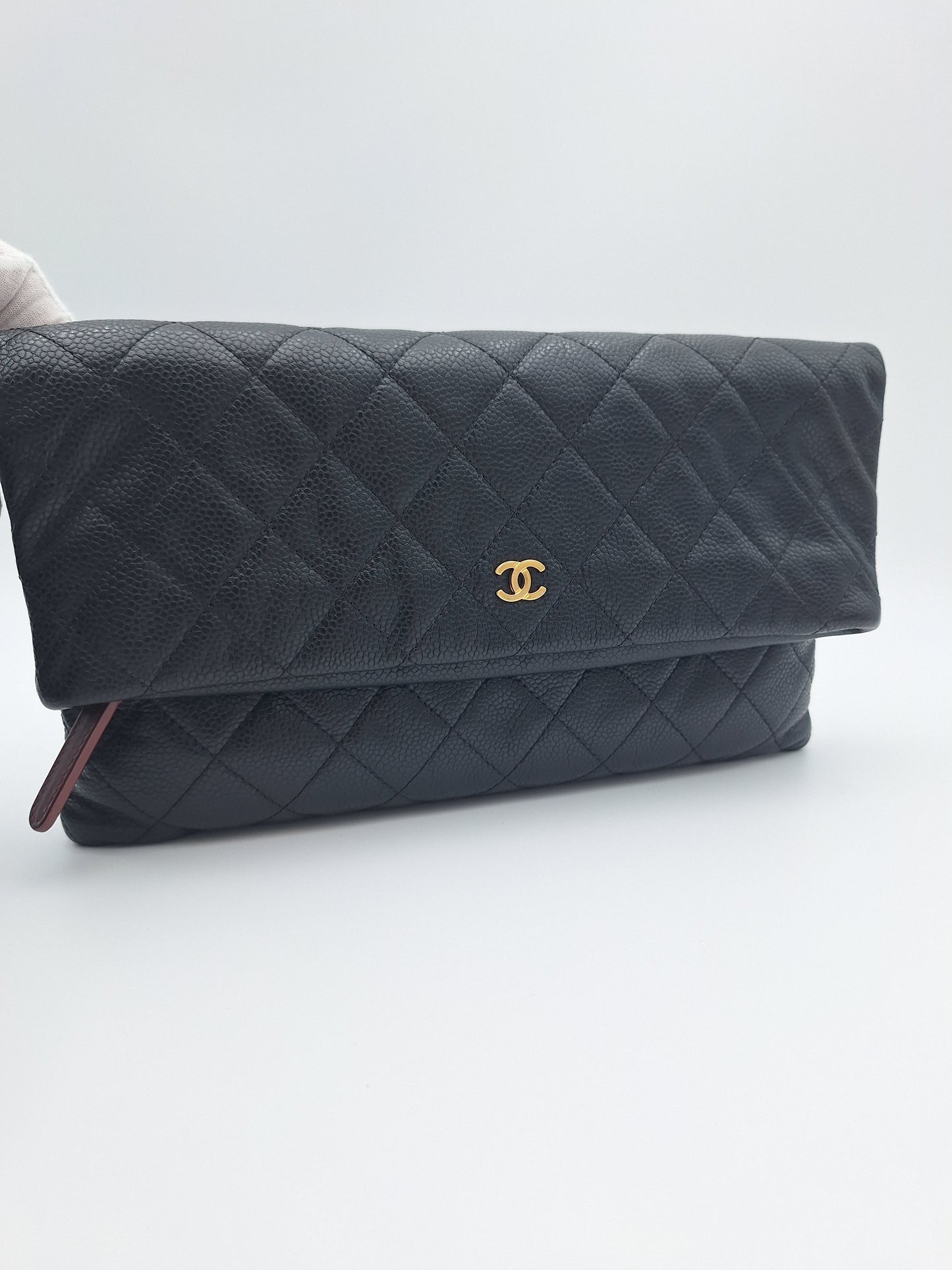 CHANEL CAVIAR FOLDING CLUTCH (US)