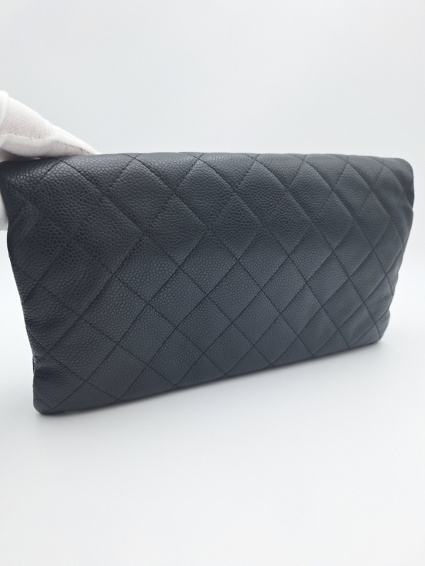 CHANEL CAVIAR FOLDING CLUTCH (US)