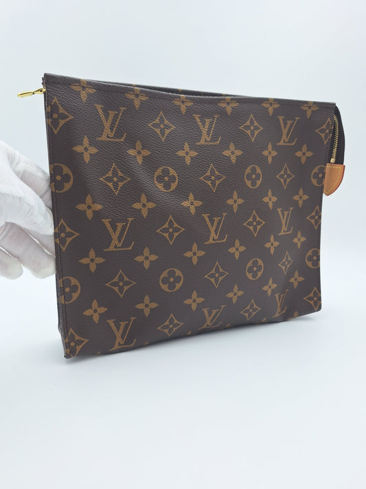 LOUIS VUITTON MONOGRAM POCHETTE TOILETTE 26 (US)