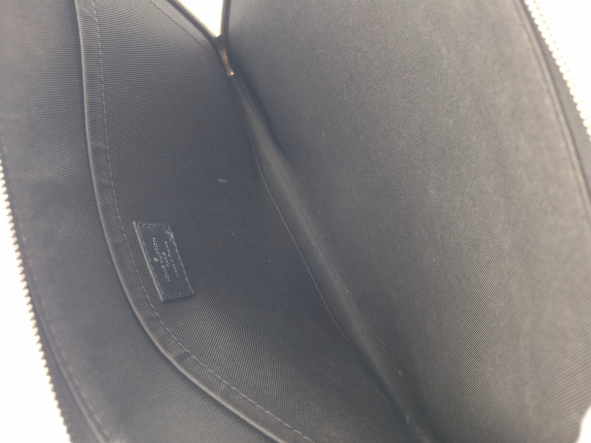 LOUIS VUITTON GRAPHITE POCHETTE JOUR GM