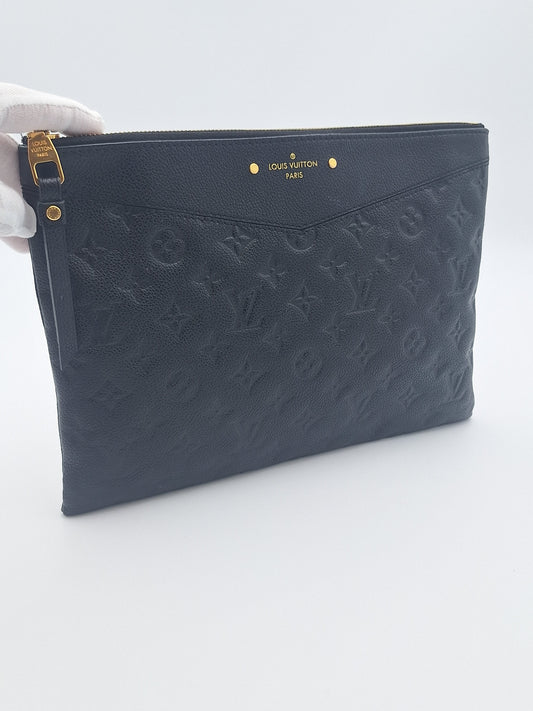 LOUIS VUITTON EMPREINTE DAILY CLUTCH (US)