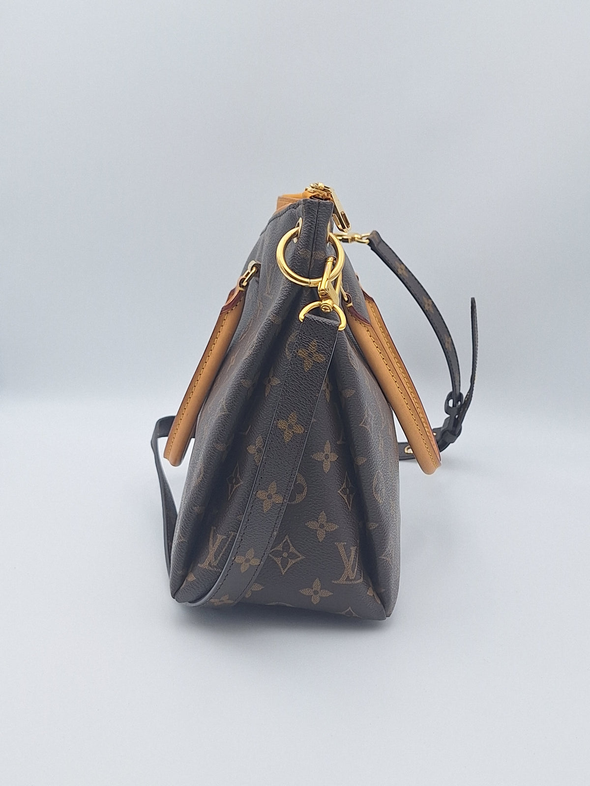 LOUIS VUITTON MONOGRAM PALACE (US)