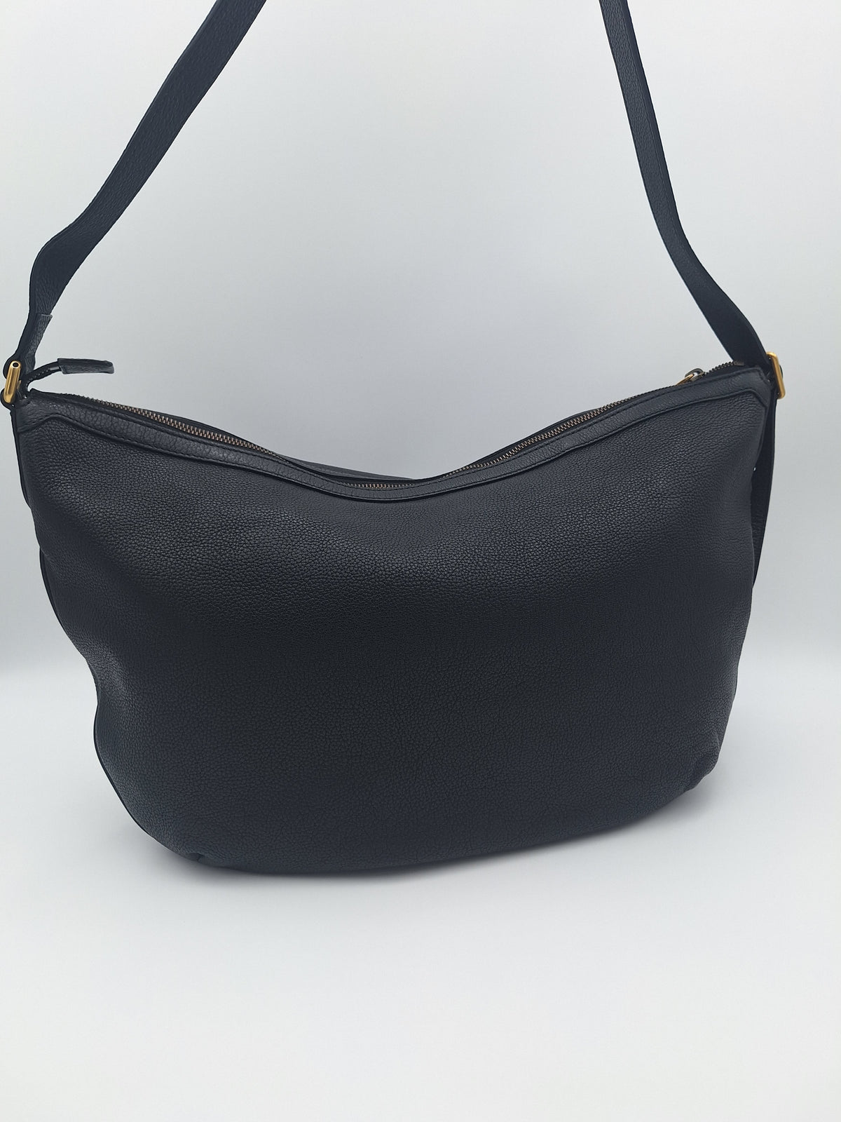 Gucci Black Leather GUCCI Print Hobo Shoulder/Crossbody Bag (US)
