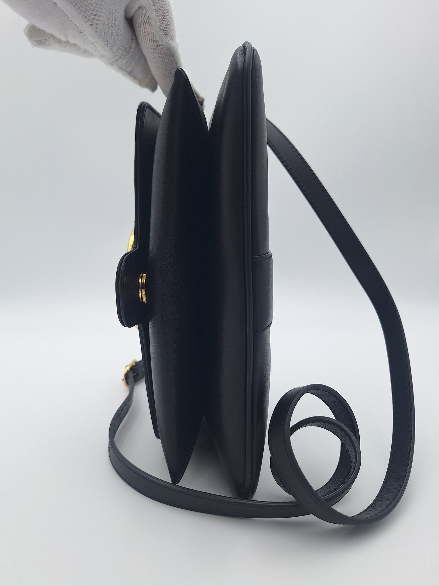 Gucci Black Leather Aphrodite Small Shoulder Bag (US)