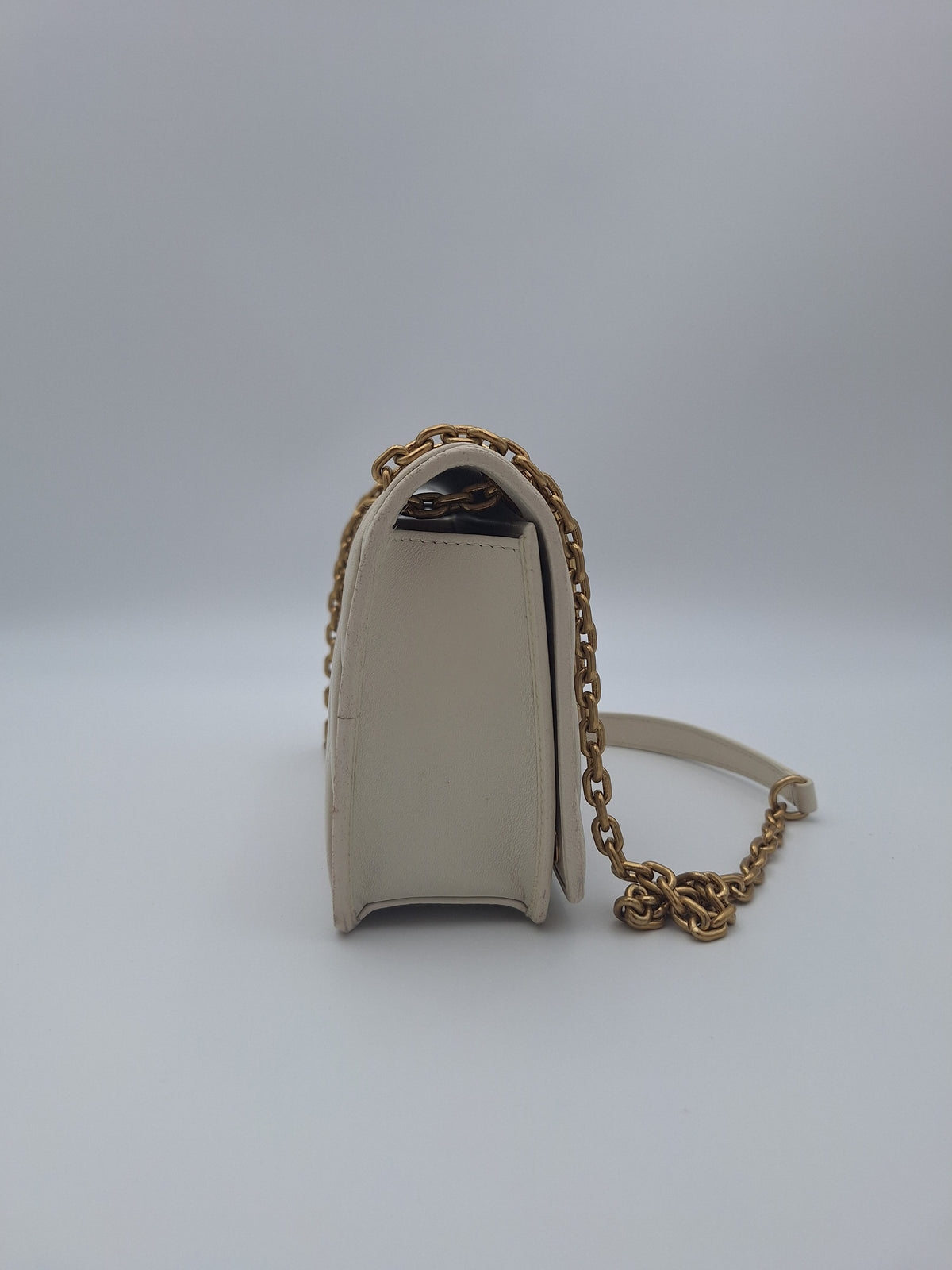 Miu Miu Ivory Leather Matelasse Gold Chain One Shoulder Bag (US)