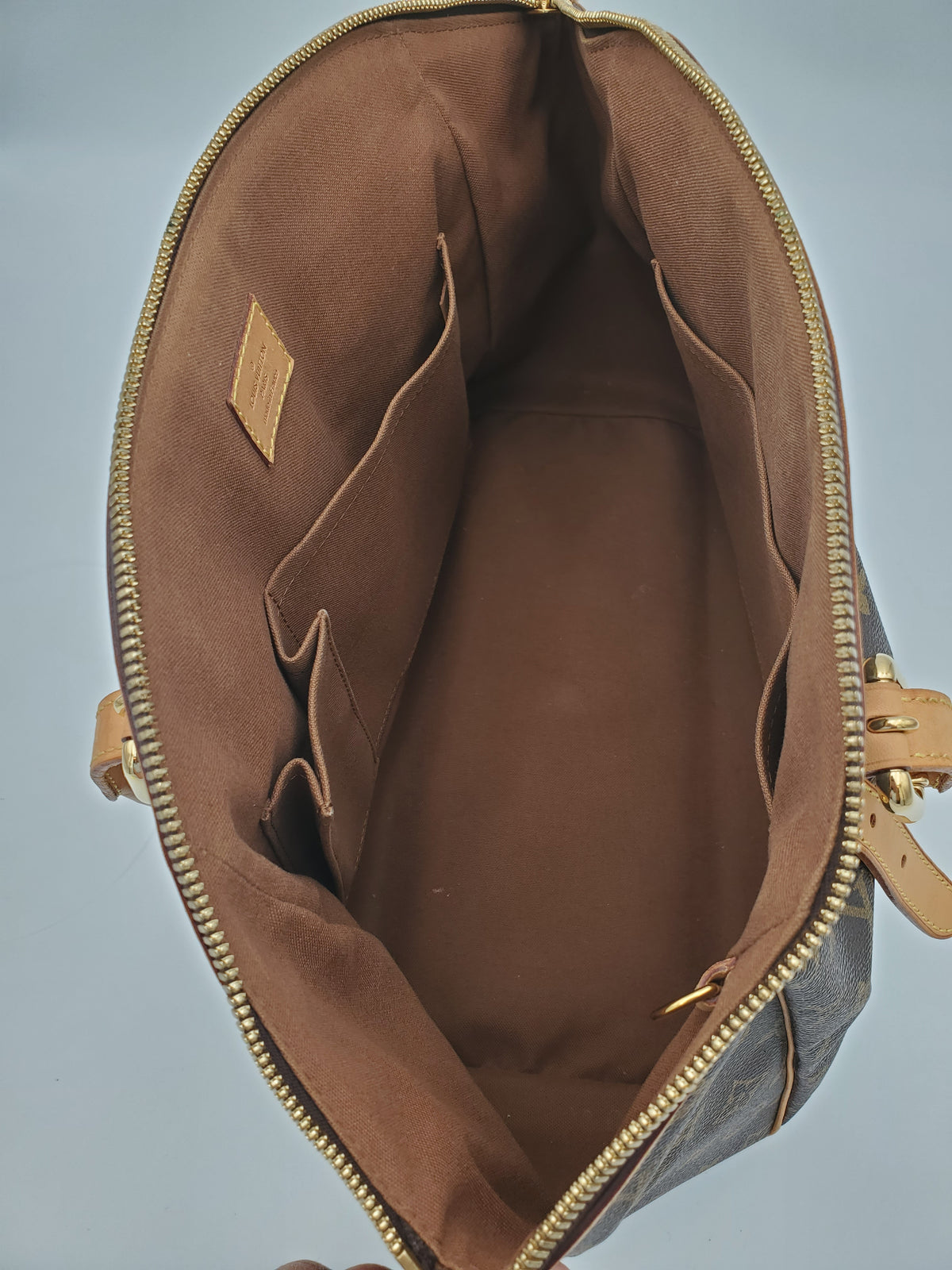 Louis Vuitton Monogram Tivoli GM (US) (MB3079)