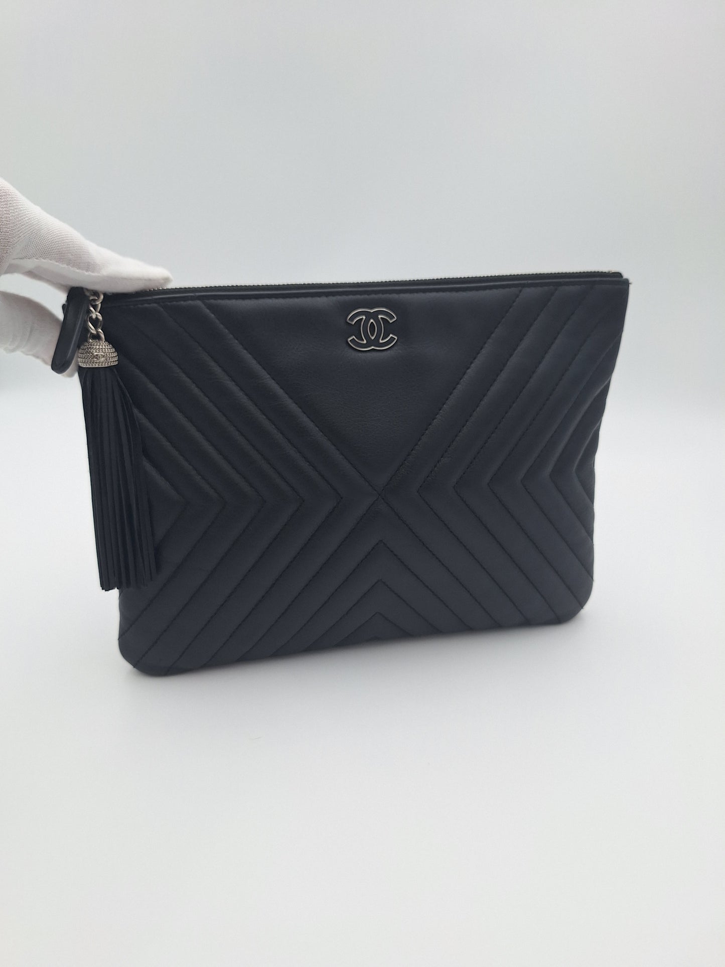 Chanel Diagonal CC Chevron Tassel Medium Clutch Bag (US)